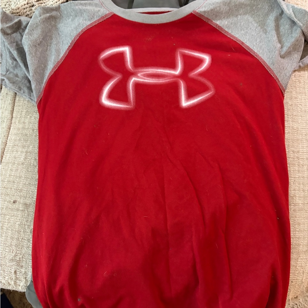 Under Armour Kids Red and Gray Tee